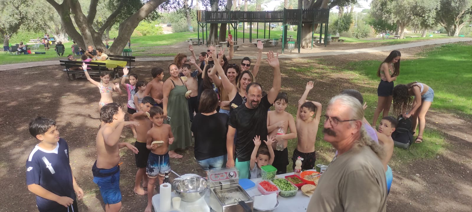 מפגש קהילתי בסחנה צילמו סיוון סעדיה ומאור הורוביץ  10-11-2023 - 15.jpg