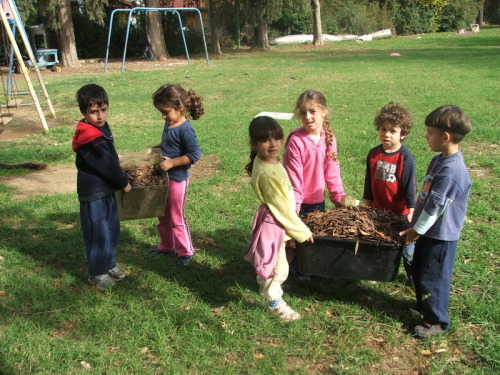 1084_חינוך - גן שיטה עם סבתא חוה שלזינגר - 2005 - 1211.JPG