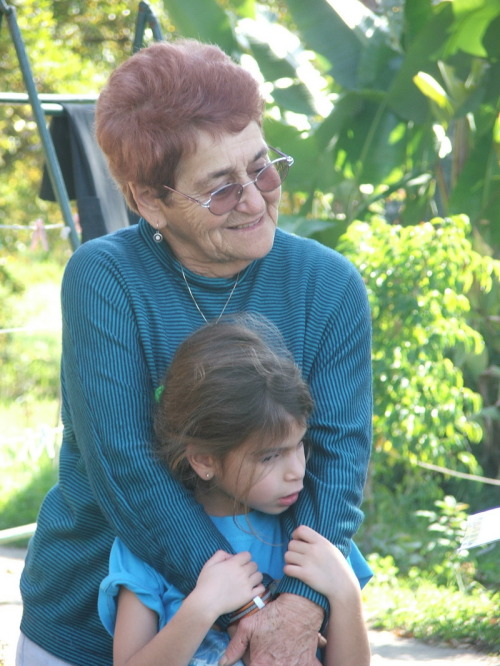 1112_חינוך - גן שיטה עם סבתא חוה שלזינגר - 2005 - 1301.JPG