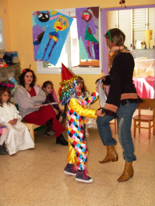 1156_חינוך - פורים בגן שיטה יובל שחר 2005 003.jpg