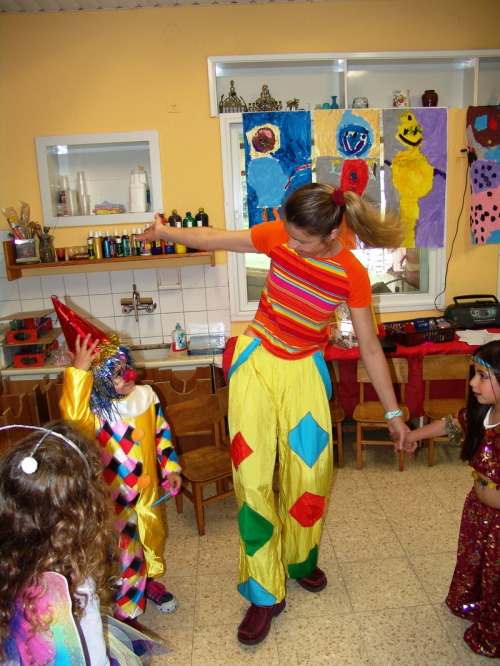 1159_חינוך - פורים בגן שיטה יובל שחר 2005 018.jpg