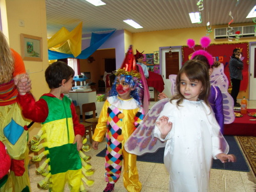1186_חינוך - פורים בגן שיטה יובל שחר 2005 060.jpg