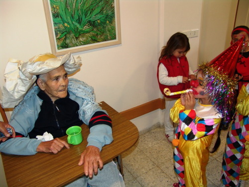1197_חינוך - פורים בגן שיטה יובל שחר 2005 082.jpg