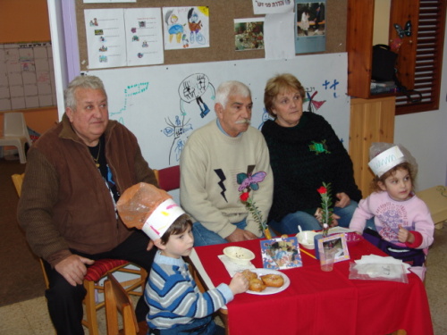 1247_חנוך - יום המשפחה בגן שיטה - 2005 - 105.jpg