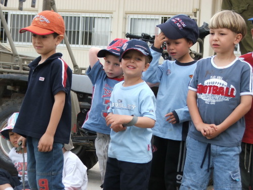 972_חינוך - ביקור גן שיטה בבסיס צבאי - 2005 - 316.JPG