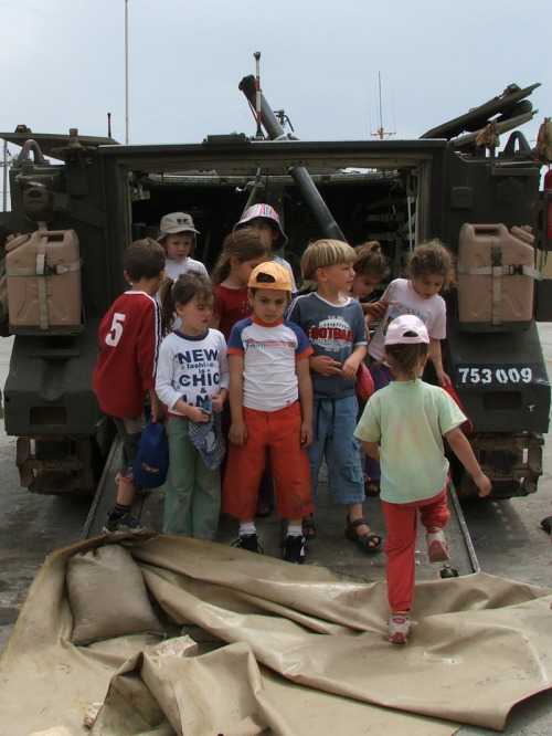 981_חינוך - ביקור גן שיטה בבסיס צבאי - 2005 - 401.JPG