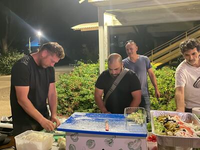 פריסת מזון - הצוות של אמיר איילון - צילם יורם ביגר - 10.jpg