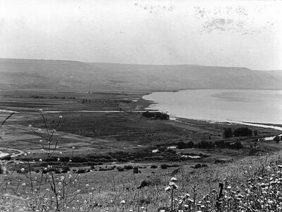 קבוצת שקד - 107. שפך הירדן לכנרת מכורזים 1974.jpg