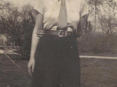 2184_95. בחורה 1.4.1934 יאני הרמה.jpg