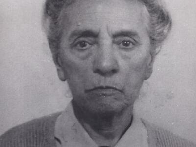 7925_6. אמא ון מופס - אמא של חיה לוונו.jpg