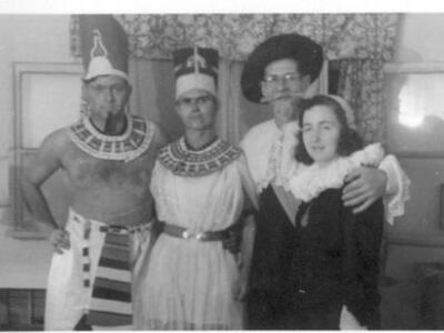 1949