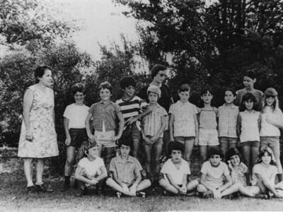 1972