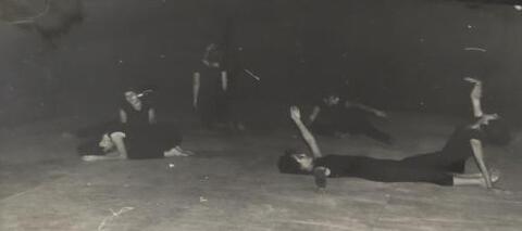10279_272. קב' כלנית לחברות 1964 ריקוד לפי השיר אלוהה של זאב.JPG