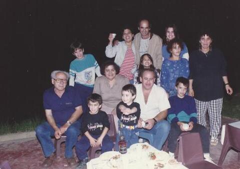4296_029. משפחת בחרך המורחבת.jpg